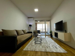Jurukov Riverside Apartment